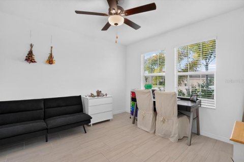 Villa ou maison à vendre à Parrish, Floride: 4 chambres, 278.61 m2 № 2350238 - photo 14