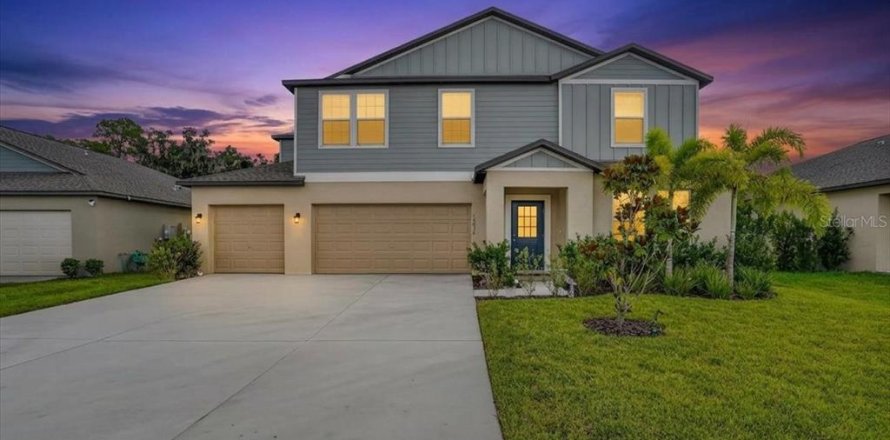 Villa ou maison à Parrish, Floride 4 chambres, 278.61 m2 № 2350238