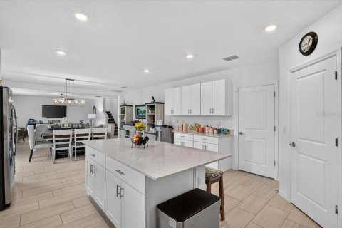 Villa ou maison à vendre à Parrish, Floride: 4 chambres, 278.61 m2 № 2350238 - photo 13