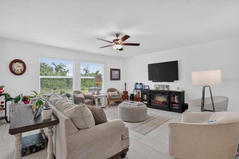 Villa ou maison à vendre à Parrish, Floride: 4 chambres, 278.61 m2 № 2350238 - photo 5