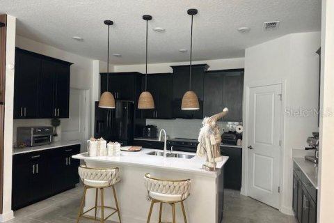 House in Kissimmee, Florida 4 bedrooms, 199.83 sq.m. № 1553787 - photo 22