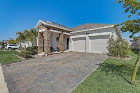 House in Kissimmee, Florida 4 bedrooms, 199.83 sq.m. № 1553787 - photo 5