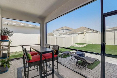 House in Kissimmee, Florida 4 bedrooms, 199.83 sq.m. № 1553787 - photo 14