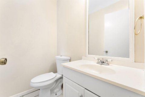 Touwnhouse à vendre à West Palm Beach, Floride: 2 chambres, 103.49 m2 № 2405876 - photo 13
