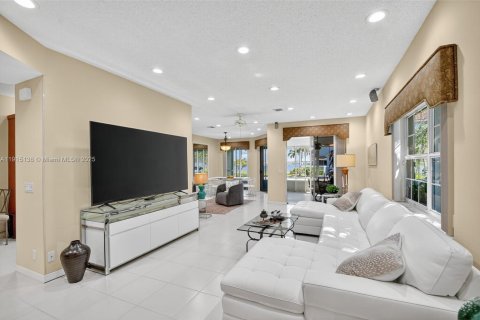 Touwnhouse à vendre à Hypoluxo, Floride: 2 chambres, 177.16 m2 № 1970884 - photo 7