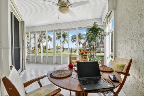 Touwnhouse à vendre à Hypoluxo, Floride: 2 chambres, 177.16 m2 № 1970884 - photo 19