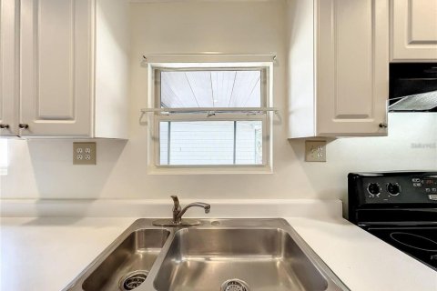 Apartment in Casselberry, Florida 3 bedrooms, 133.78 sq.m. № 1820485 - photo 17