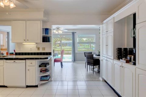 Casa en venta en Rotonda, Florida, 4 dormitorios, 168.99 m2 № 2092455 - foto 11