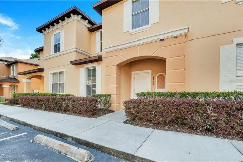 Townhouse in Kissimmee, Florida 3 bedrooms, 133.31 sq.m. № 2304971 - photo 3