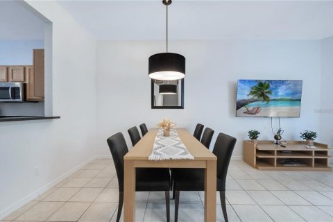 Townhouse in Kissimmee, Florida 3 bedrooms, 133.31 sq.m. № 2304971 - photo 17