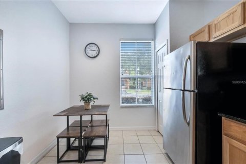 Townhouse in Kissimmee, Florida 3 bedrooms, 133.31 sq.m. № 2304971 - photo 7