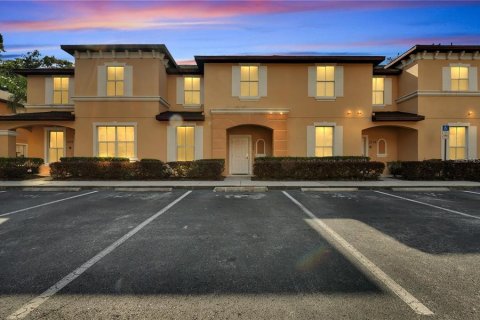Townhouse in Kissimmee, Florida 3 bedrooms, 133.31 sq.m. № 2304971