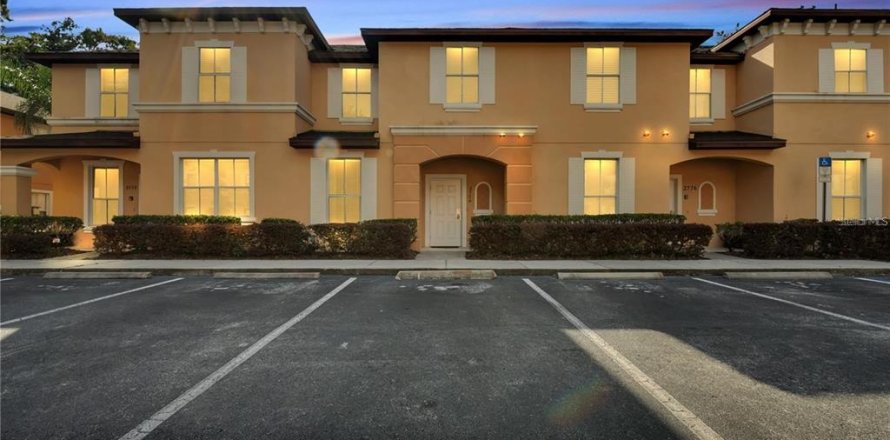 Townhouse in Kissimmee, Florida 3 bedrooms, 133.31 sq.m. № 2304971