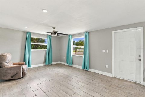 Casa en venta en Punta Gorda, Florida, 3 dormitorios, 77.29 m2 № 2383479 - foto 5