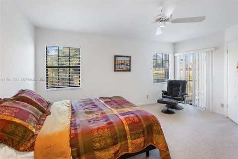 Touwnhouse à vendre à Tamarac, Floride: 3 chambres, 165.74 m2 № 1998780 - photo 17