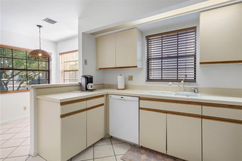 Touwnhouse à vendre à Tamarac, Floride: 3 chambres, 165.74 m2 № 1998780 - photo 8