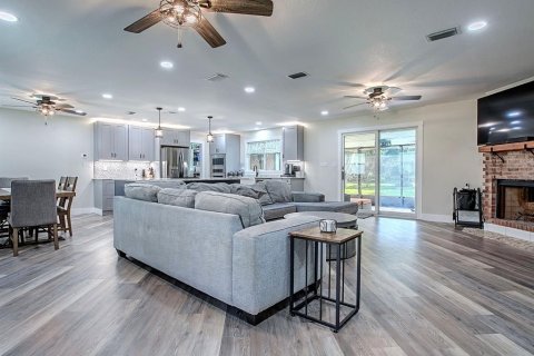 Villa ou maison à vendre à Eustis, Floride: 4 chambres, 186.45 m2 № 1737138 - photo 8