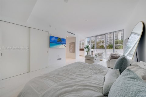 Condominio en venta en Miami, Florida, 57.41 m2 № 2031219 - foto 7