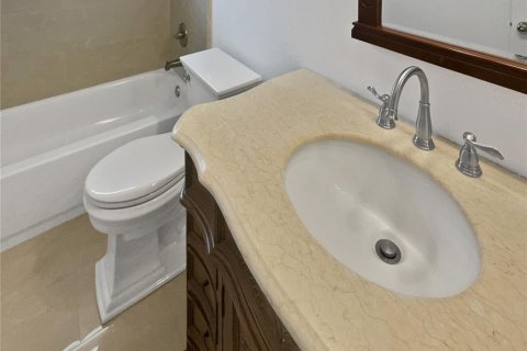 Купить виллу или дом в Ривервью, Флорида 3 комнаты, 295.62м2, № 1785413 - фото 21