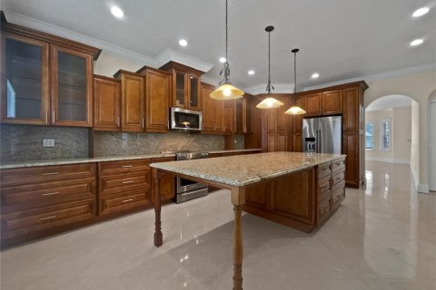 Купить виллу или дом в Ривервью, Флорида 3 комнаты, 295.62м2, № 1785413 - фото 12