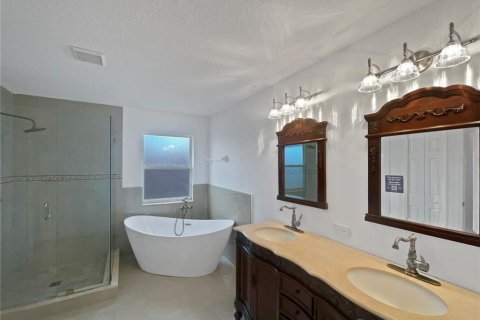 Купить виллу или дом в Ривервью, Флорида 3 комнаты, 295.62м2, № 1785413 - фото 16