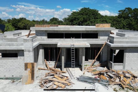 Casa en venta en Palmetto Bay, Florida, 5 dormitorios, 452.34 m2 № 1753872 - foto 6