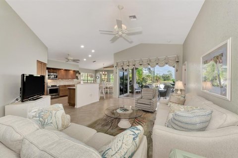 Villa ou maison à vendre à Port Charlotte, Floride: 2 chambres, 142.88 m2 № 1732913 - photo 9