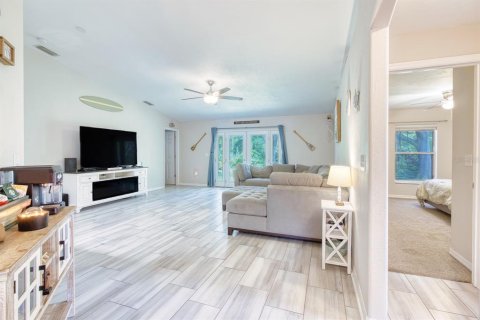 Villa ou maison à vendre à Ormond Beach, Floride: 3 chambres, 157.1 m2 № 2403180 - photo 4