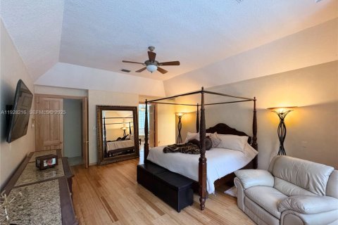 Villa ou maison à vendre à Weston, Floride: 5 chambres, 297.47 m2 № 1987308 - photo 28