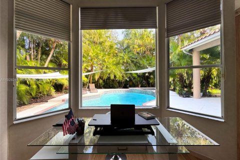 Villa ou maison à vendre à Weston, Floride: 5 chambres, 297.47 m2 № 1987308 - photo 27