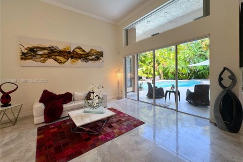 Villa ou maison à vendre à Weston, Floride: 5 chambres, 297.47 m2 № 1987308 - photo 22