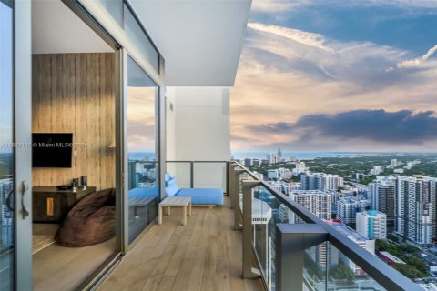 Купить кондоминиум в Майами, Флорида 1 спальня, 82.59м2, № 1940079 - фото 3