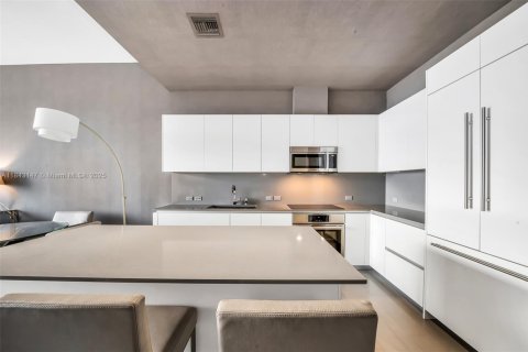 Купить кондоминиум в Майами, Флорида 1 спальня, 82.59м2, № 1940079 - фото 10