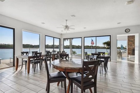 Condominio en alquiler en Indian Rocks Beach, Florida, 2 dormitorios, 71.53 m2 № 1771490 - foto 16