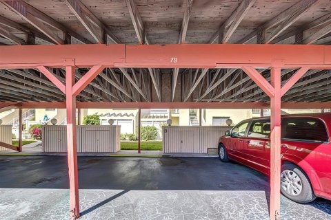 Condominio en alquiler en Indian Rocks Beach, Florida, 2 dormitorios, 71.53 m2 № 1771490 - foto 15