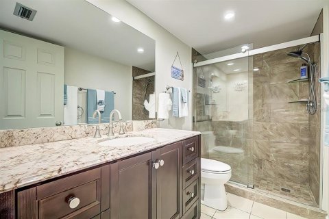 Condominio en alquiler en Indian Rocks Beach, Florida, 2 dormitorios, 71.53 m2 № 1771490 - foto 12