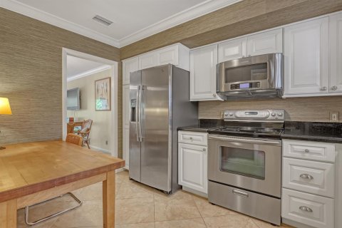 Copropriété à vendre à Riviera Beach, Floride: 2 chambres, 110.55 m2 № 2412324 - photo 8