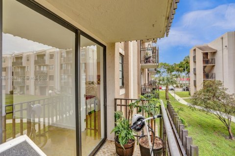 Copropriété à louer à Miami, Floride: 2 chambres, 70.61 m2 № 1966683 - photo 29