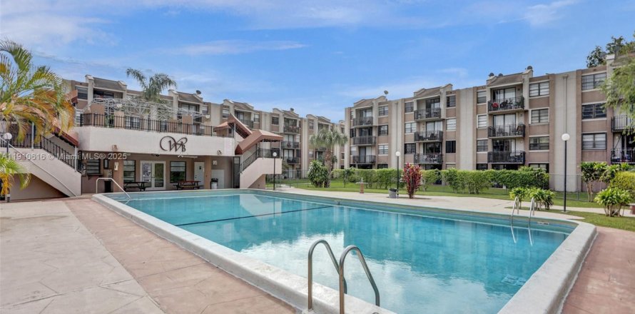 Condo à Miami, Floride, 2 chambres № 1966683