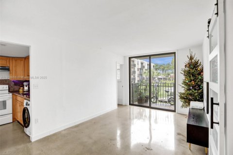 Copropriété à louer à Miami, Floride: 2 chambres, 70.61 m2 № 1966683 - photo 7