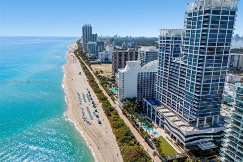 Condo à Miami Beach, Floride, 1 chambre  № 2016319