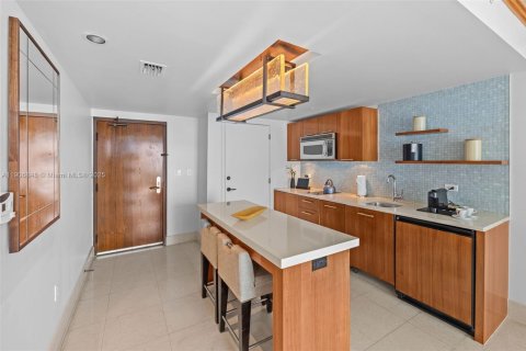 Copropriété à vendre à Miami Beach, Floride: 1 chambre, 71.72 m2 № 2016319 - photo 7