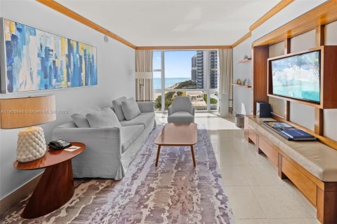 Copropriété à vendre à Miami Beach, Floride: 1 chambre, 71.72 m2 № 2016319 - photo 3