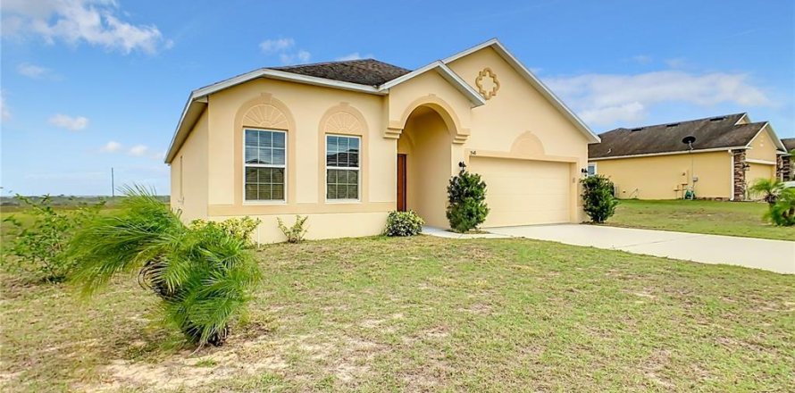Casa en Dundee, Florida 3 dormitorios, 151.8 m2 № 2385714