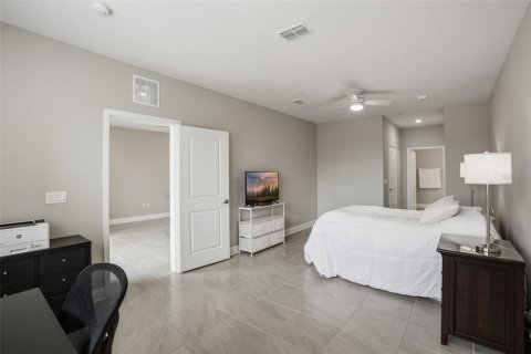 Condo in Orlando, Florida, 2 bedrooms  № 2102133 - photo 10