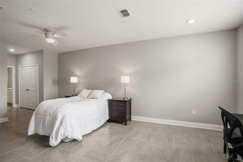 Condo in Orlando, Florida, 2 bedrooms  № 2102133 - photo 8