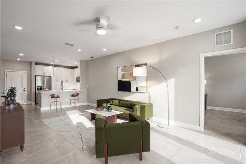 Condo in Orlando, Florida, 2 bedrooms  № 2102133 - photo 4