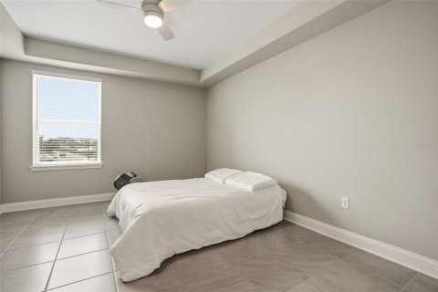 Condo in Orlando, Florida, 2 bedrooms  № 2102133 - photo 14