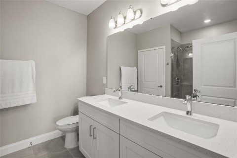 Condo in Orlando, Florida, 2 bedrooms  № 2102133 - photo 12