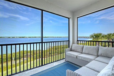 Copropriété à louer à Bradenton, Floride: 2 chambres, 106.93 m2 № 2429361 - photo 2